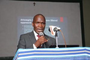 AG Holds Public Lecture